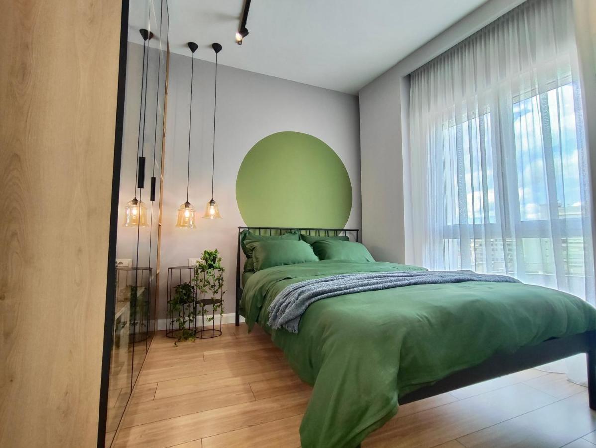 Appartamento Modern Style 2Br-Apt - 10Min To Skanderbeg Square Tirana Esterno foto