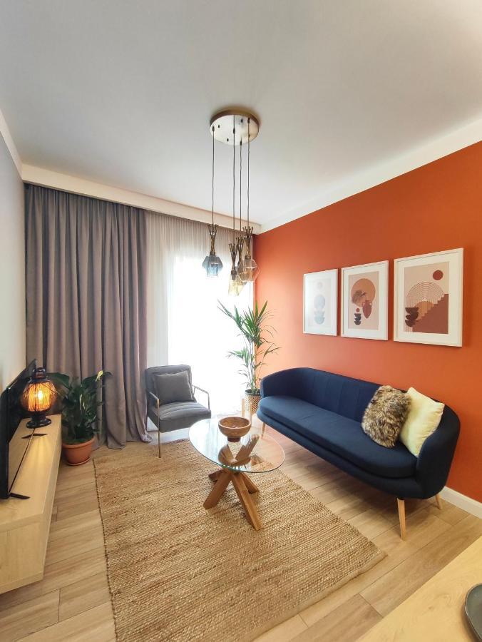 Appartamento Modern Style 2Br-Apt - 10Min To Skanderbeg Square Tirana Esterno foto